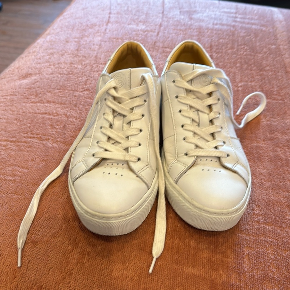 Greats Royale Size 7.5 White Leather Sneakers